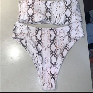 Snake print Bikini
